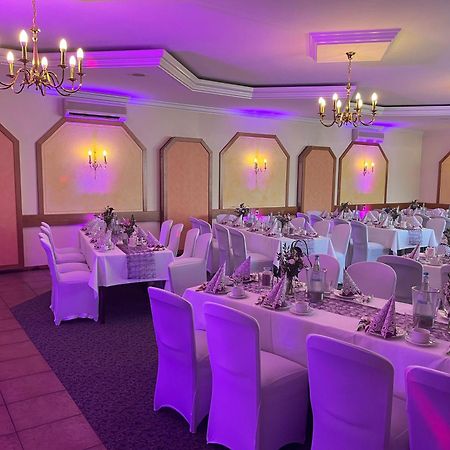 Hotel Geromont Plaidt Екстериор снимка