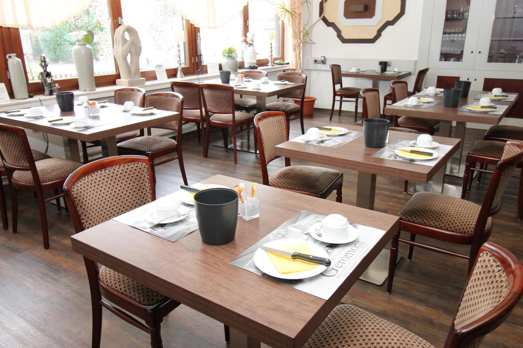 Hotel Geromont Plaidt Екстериор снимка