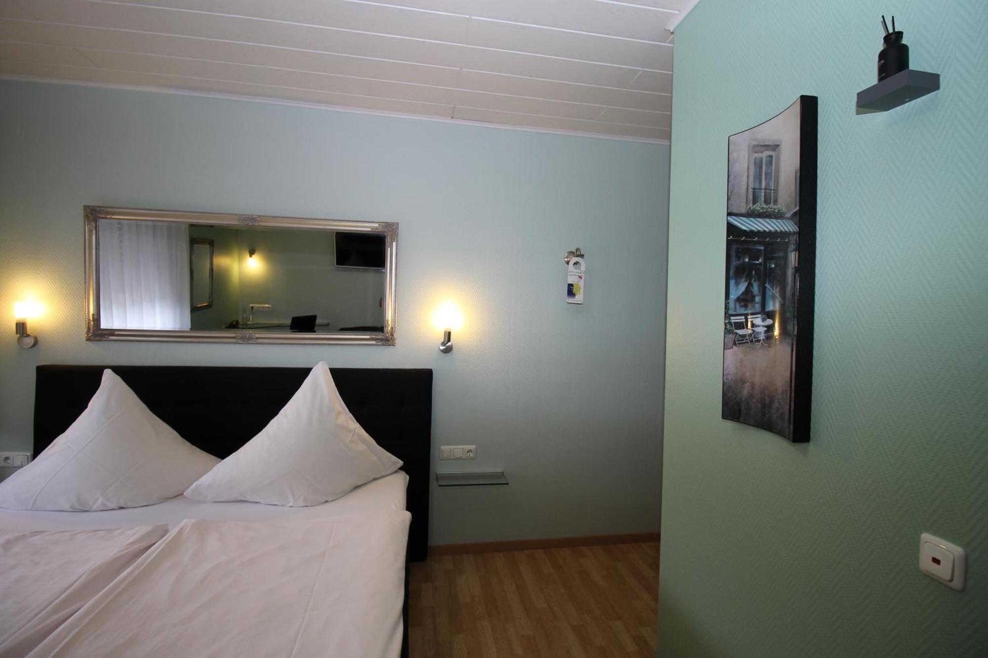 Hotel Geromont Plaidt Екстериор снимка